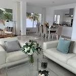 Villa Del Mar Lanzarote - Luxury Beachhouse Arrecife (Lanzarote)