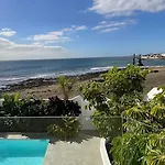 Villa Del Mar Lanzarote - Luxury Beachhouse