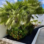 Вилла Del Mar Lanzarote - Luxury Beachhouse *